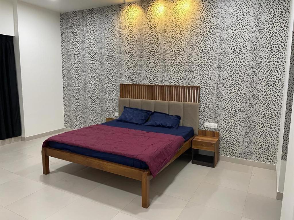 Отель Royal Nest Premium Пуна Экстерьер фото