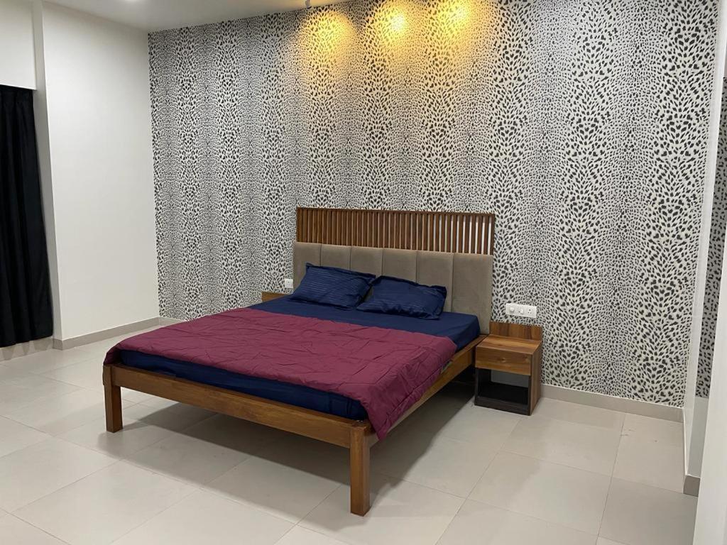Отель Royal Nest Premium Пуна Экстерьер фото